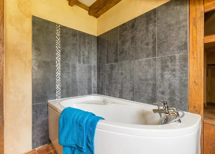 Chaleureux Aux Portes De L'histoire Vakantiehuis *